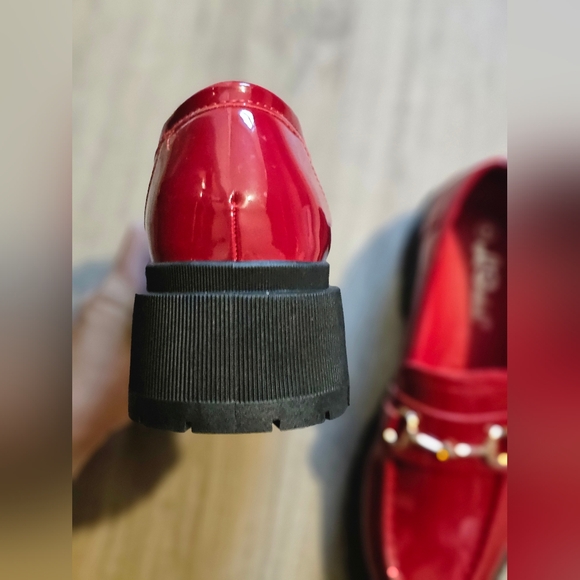 ... - Picture 6 of 7